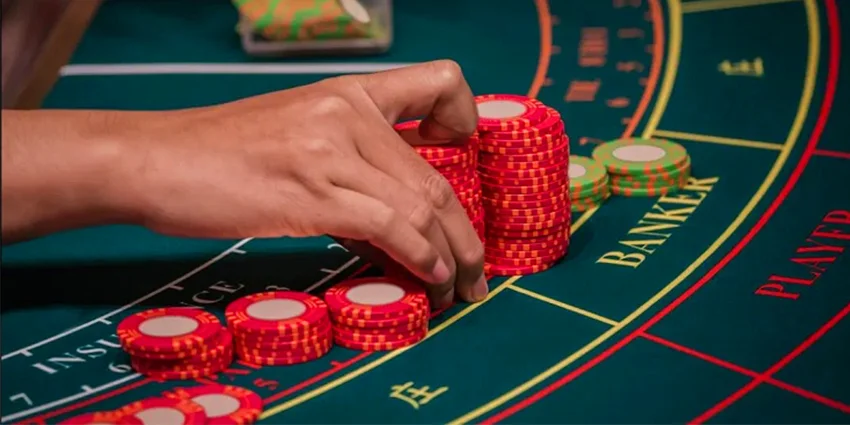 how to win at baccarat